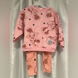 Disney Baby Minnie Mouse 2 Piece Set size 24 Months